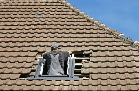 Pose de velux - Saint-Martin-Lalande